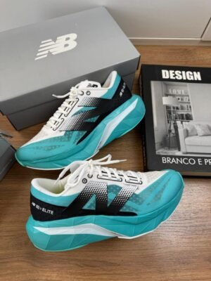 NEW BALANCE FUELCELL REBEL IV