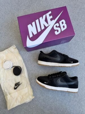 NIKE SB DUNK